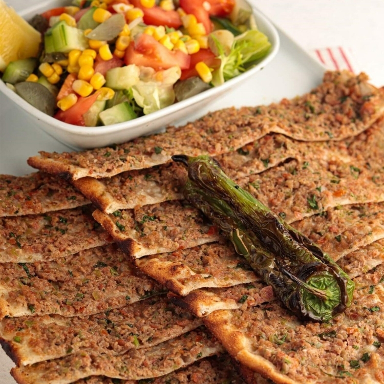 Kıymalı Pide